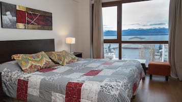 Apartment, 1 Bedroom | 1 bedroom, free cribs/infant beds, free WiFi, bed sheets