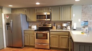 Condo, 3 Bedrooms, Beach View, Beachside | Private kitchen | Full-sized fridge, microwave, stovetop, dishwasher - Gulf 3 bedroom Condo by Fountain Vista (South Padre Island)