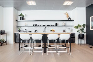 Meeting facility - Mint House 70 Pine by Kasa (New York)