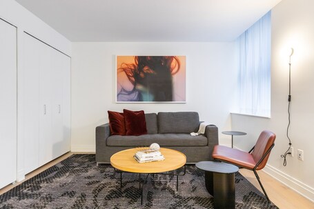 Mint House at 70 Pine - Image 72