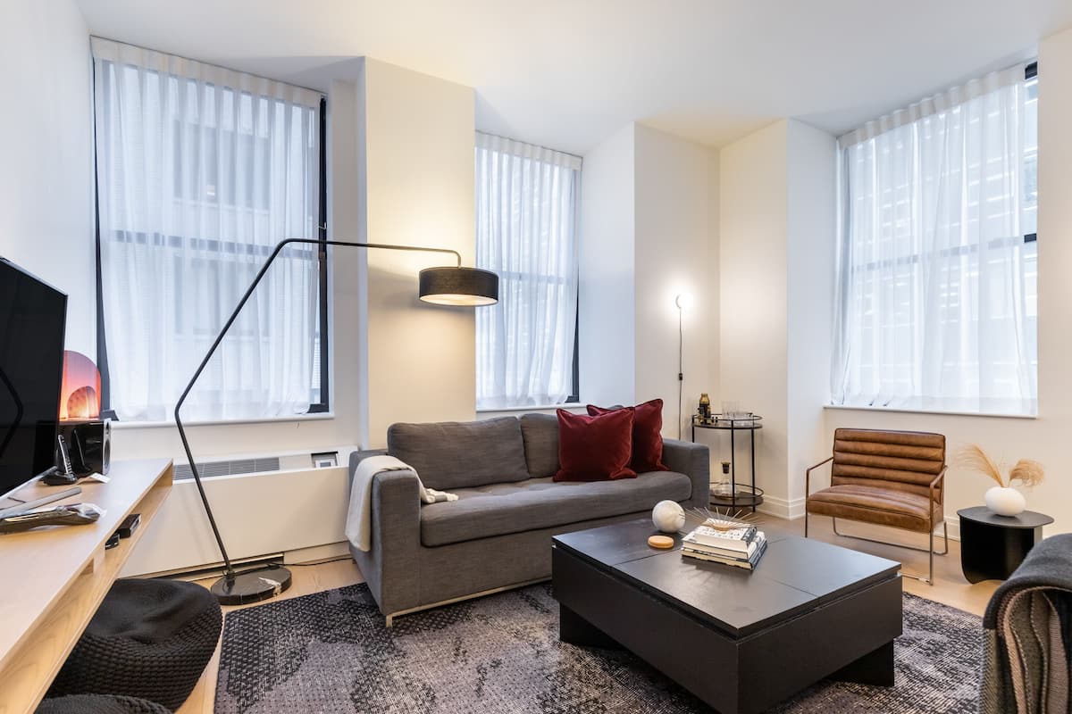 Standard-Apartment, 2 Schlafzimmer | Wohnbereich