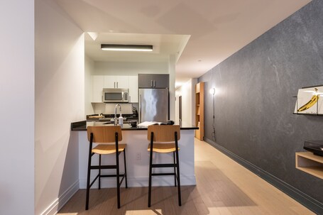 Mint House at 70 Pine - Image 55