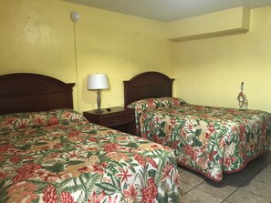 Double Room, Refrigerator & Microwave, Courtyard View | Rollaway beds, free WiFi