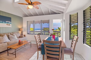 Maile room | In-room dining