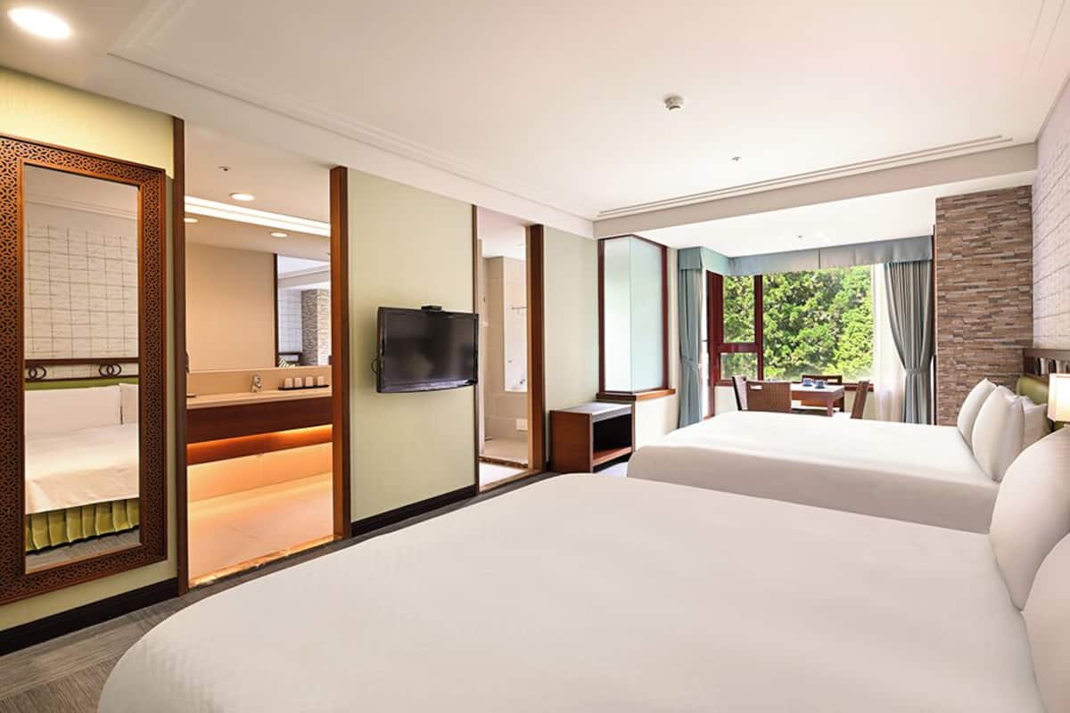 1 Schlafzimmer, hochwertige Bettwaren, kostenlose Minibar, Zimmersafe