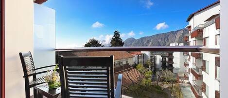 Modern Building Deluxe Double Room | Balcony