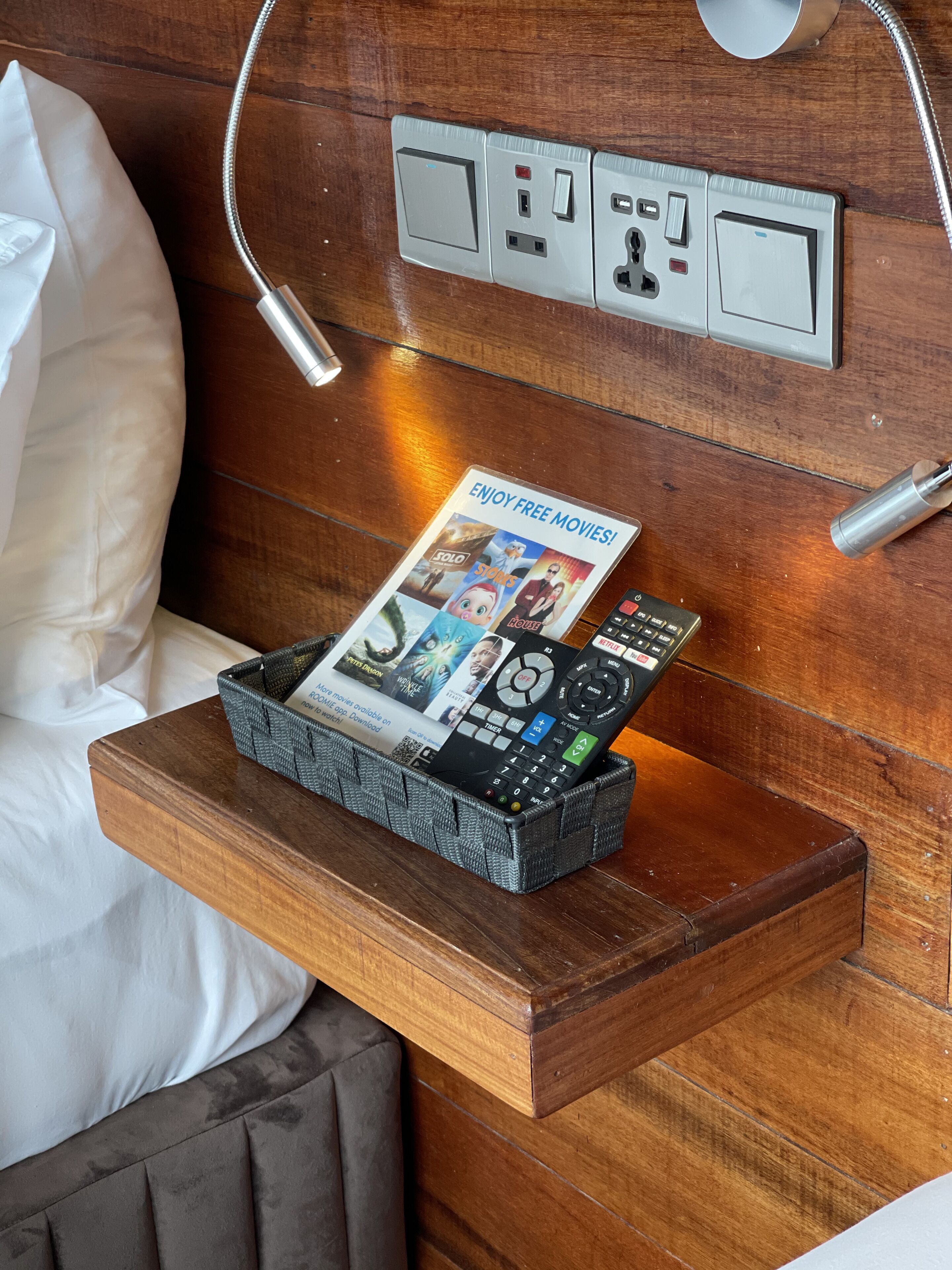 2 bedrooms, in-room safe, desk, blackout curtains