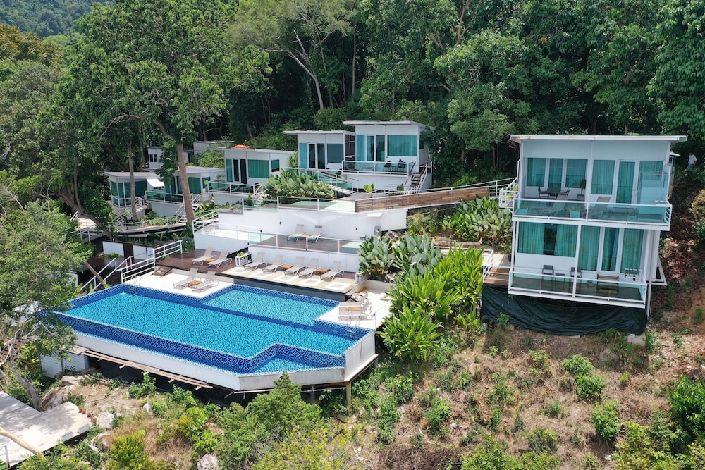 Alunan Resort by null