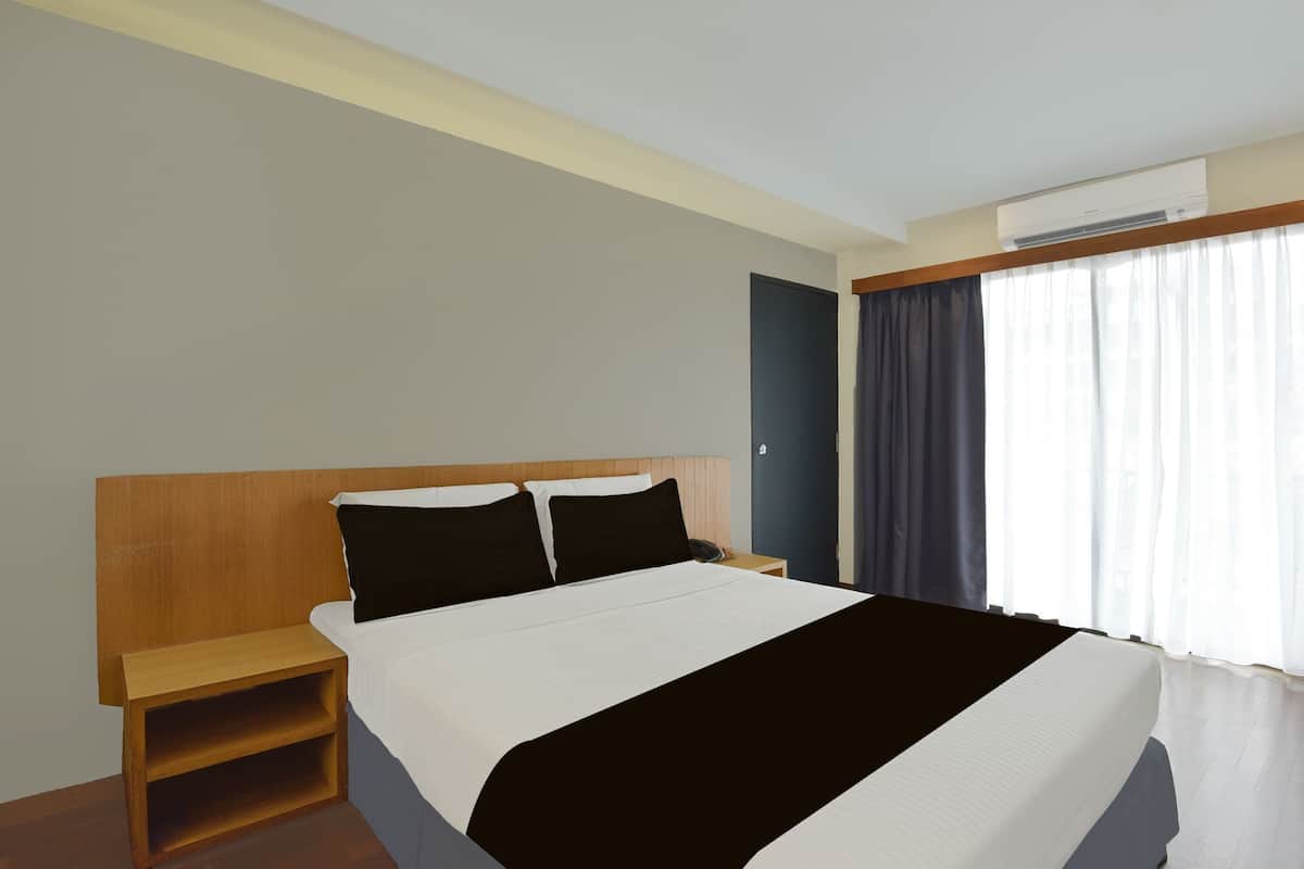 Quarto casal luxo | Roupas de cama premium, frigobar, cofres nos quartos, escrivaninha