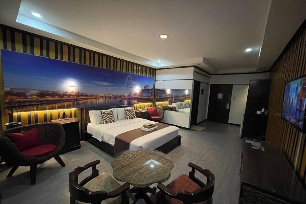 1 chambre, coffres-forts dans les chambres, bureau, Wi-Fi gratuit