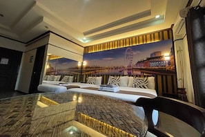 Coffres-forts dans les chambres, bureau, Wi-Fi gratuit, draps fournis