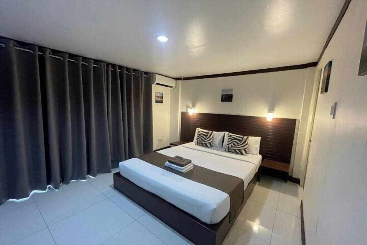 1 chambre, coffres-forts dans les chambres, bureau, Wi-Fi gratuit