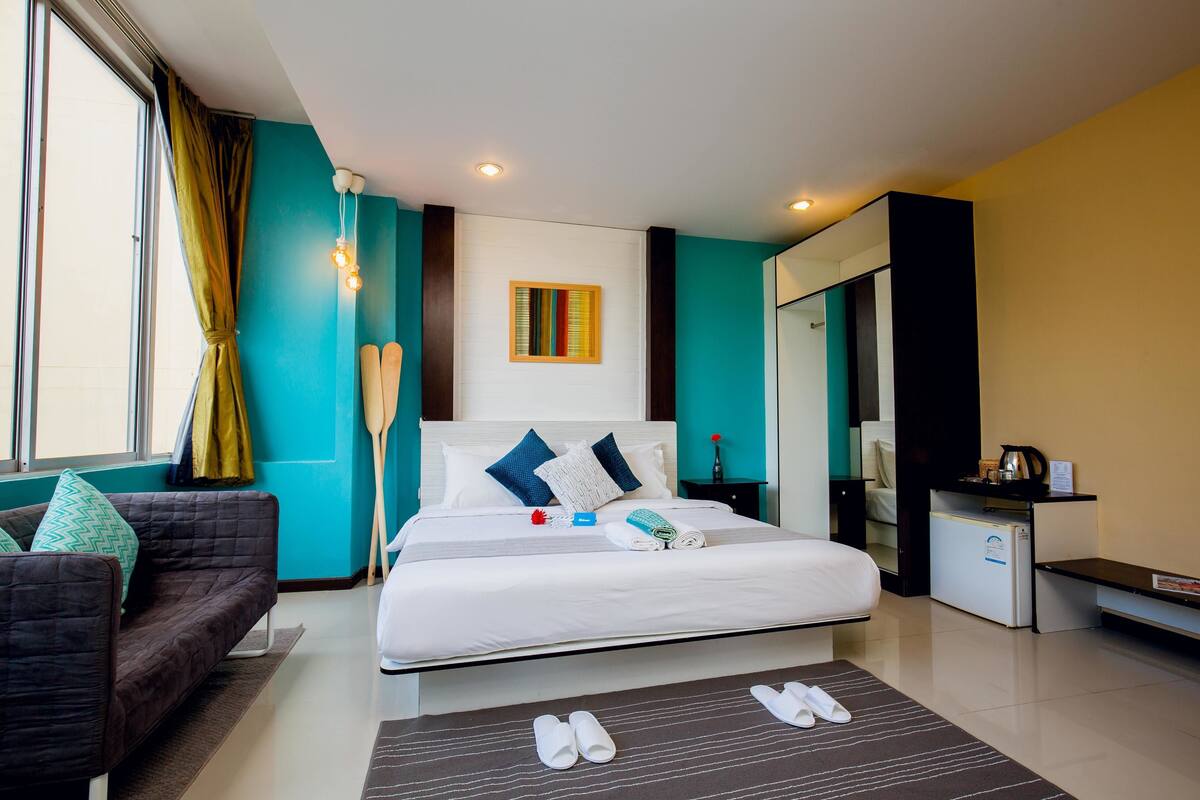 Superior Room | In-room safe, desk, blackout curtains, free WiFi