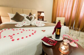 1 bedroom, premium bedding, minibar, in-room safe