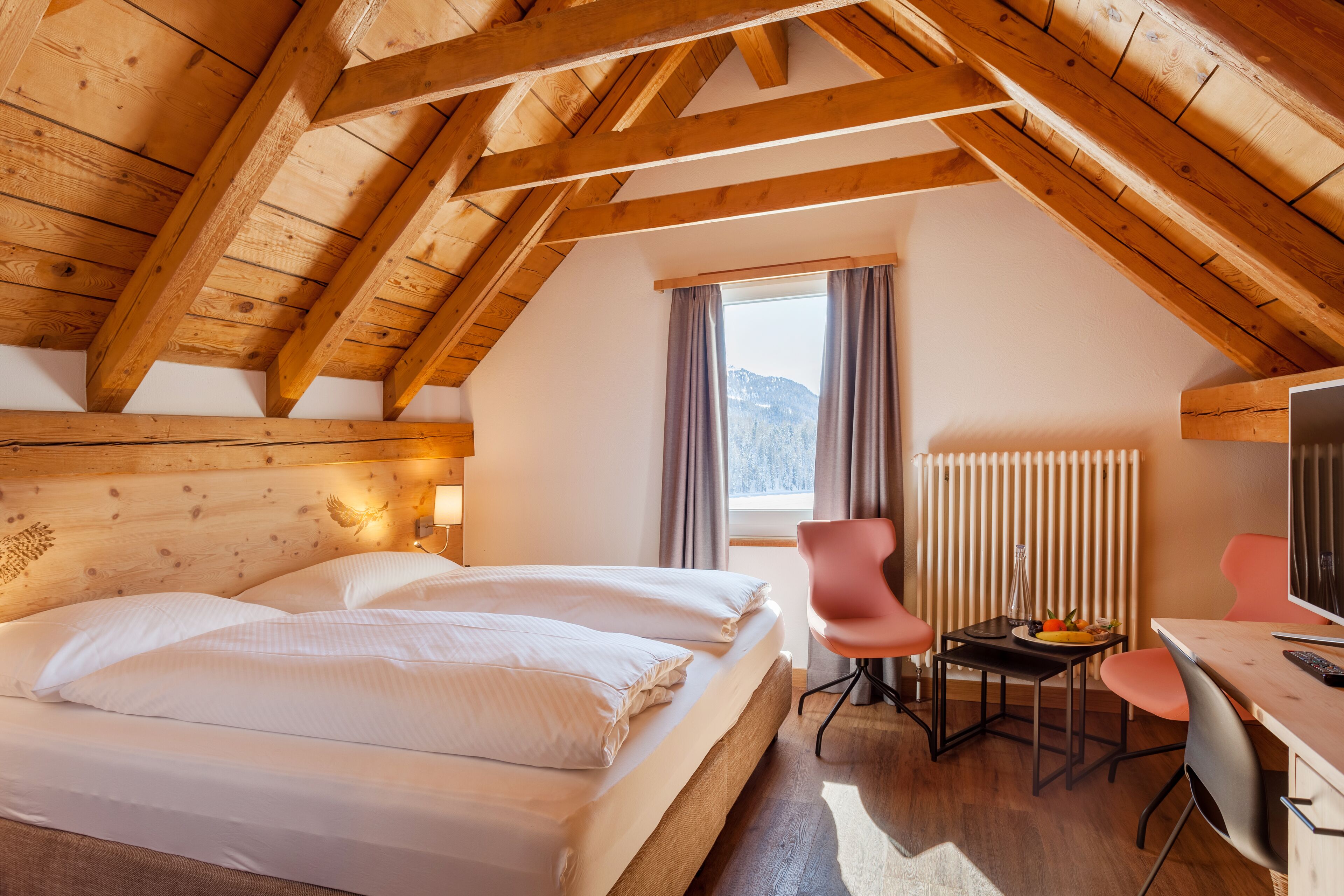 double room, lake view | 1 bedroom, memory-foam beds, minibar, in-room safe