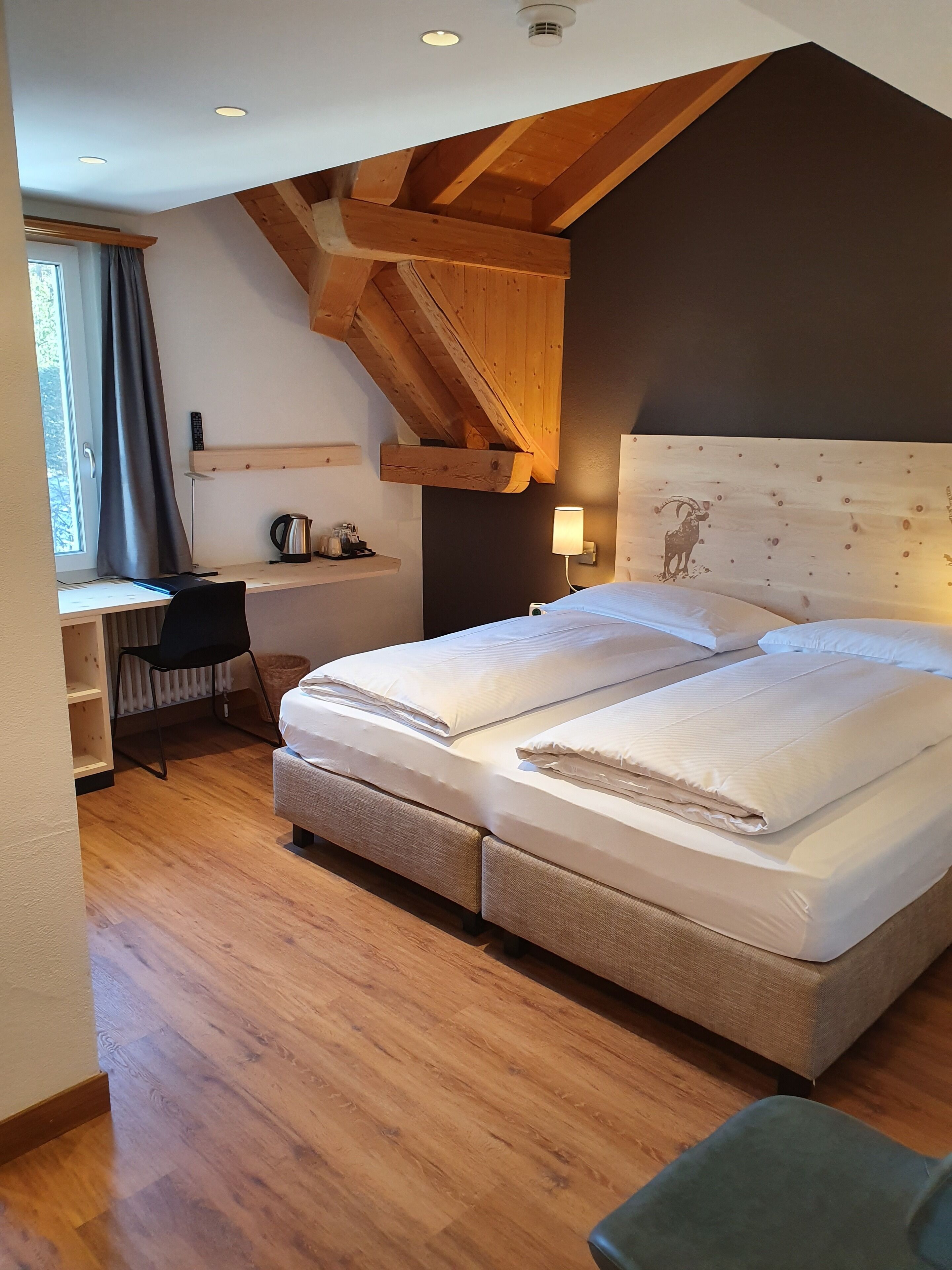 double room | 1 bedroom, memory-foam beds, minibar, in-room safe