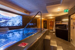 Sauna, hot tub, steam room - Hotel Waldhaus am See (St. Moritz)