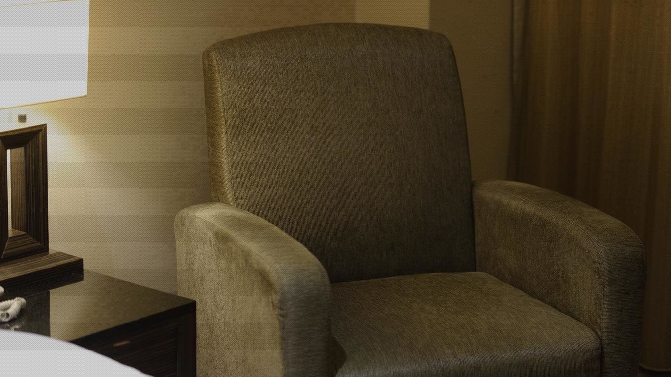 business room, 2 single beds | room amenity