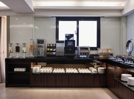 Päivittäinen itsepalveluaamiainen (420 TWD per henkilö)