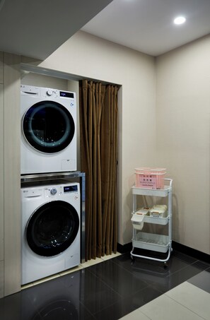 Laundry room - K Hotel - Taipei I (Taipei)
