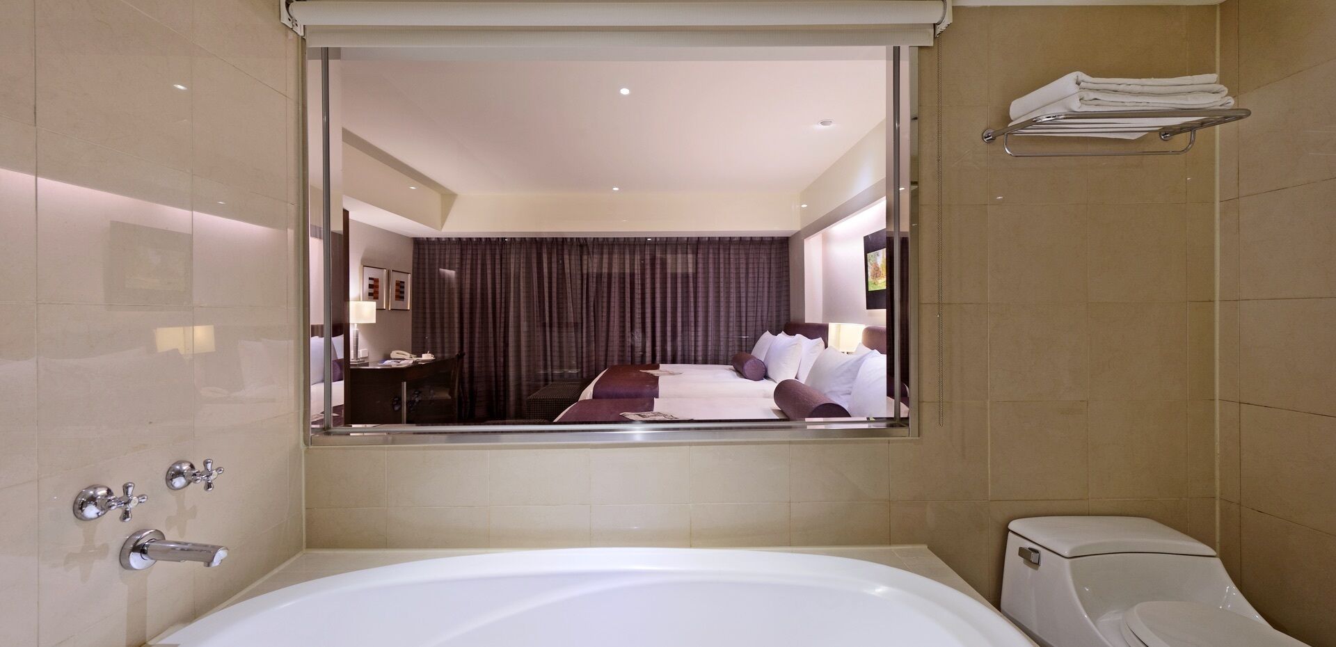 k family suite | 1 bedroom, premium bedding, in-room safe, desk