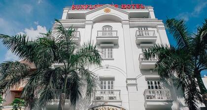 Sunflowers Hotel