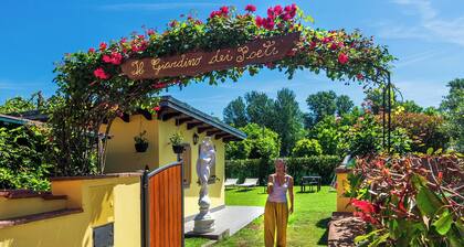 B&B Il Giardino dei Poeti and Apartaments