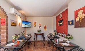 Reception hall - B&B Il Giardino dei Poeti and Apartaments (Lucca)