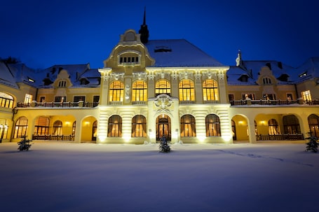 Exterior. Rubezahl Marienbad Luxury Historical Castle Hotel & Golf - Castle Hotel Collection