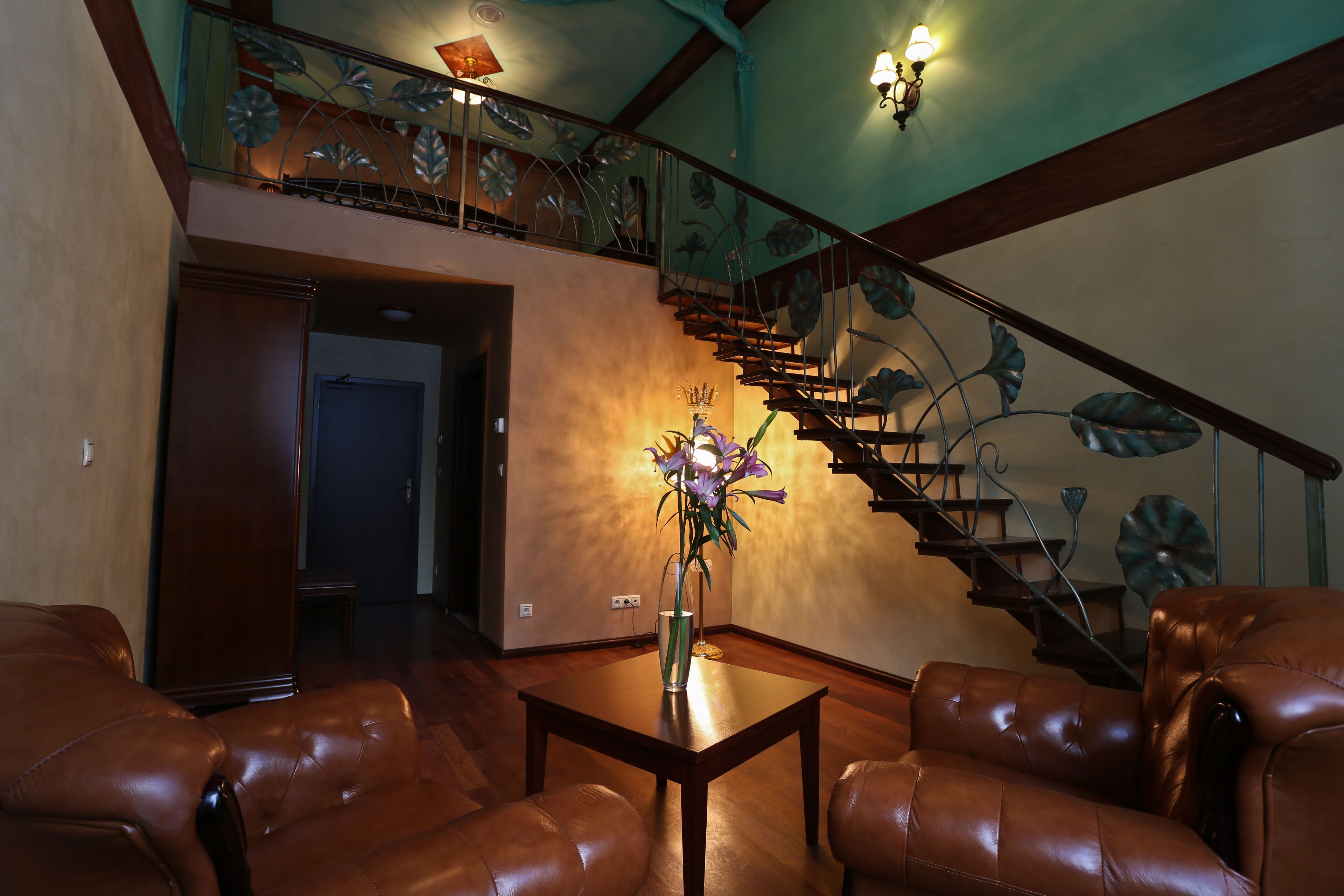 Superior Apartment, 1 Bedroom, Park View, Mezzanine | Living area | Flat-screen TV