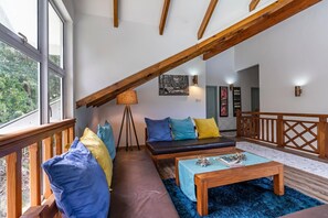 Living room - La Modestie Villa (Praslin Island)