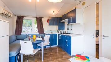 Superior Mobile Home, 2 Bedrooms | Living area | Flat-screen TV, table tennis