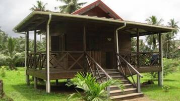 Schreibtisch, kostenlose Babybetten