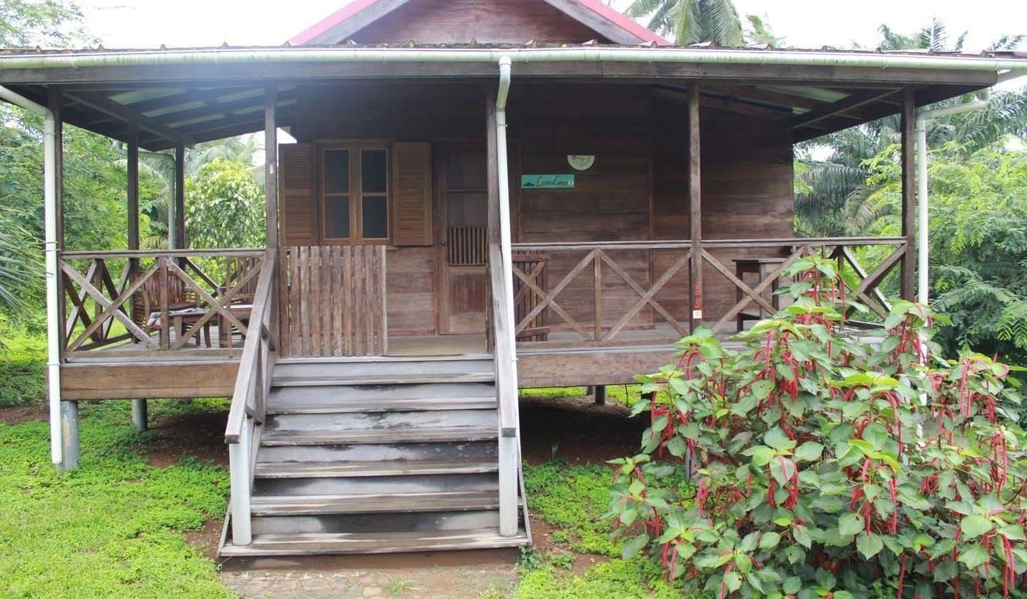 standard double room | desk, free cots/infant beds