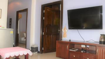 Private Villa | In-room safe, soundproofing, rollaway beds, free WiFi