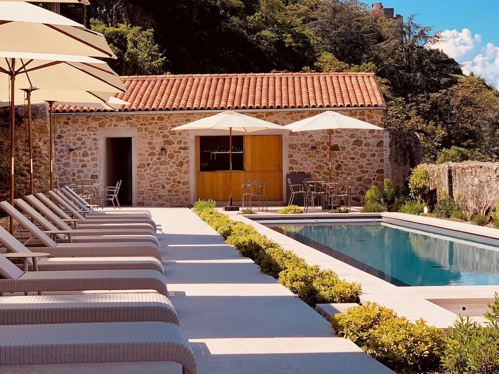 Hôtel de la Villeon by null