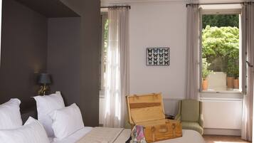 Sviitti, näköala pihalle | Näkymä huoneesta