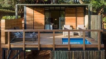 Riverview Cabin with Splash Pool