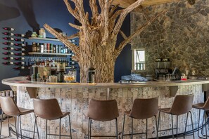 Bar (on property) - Hazyview Cabanas (Mbombela)