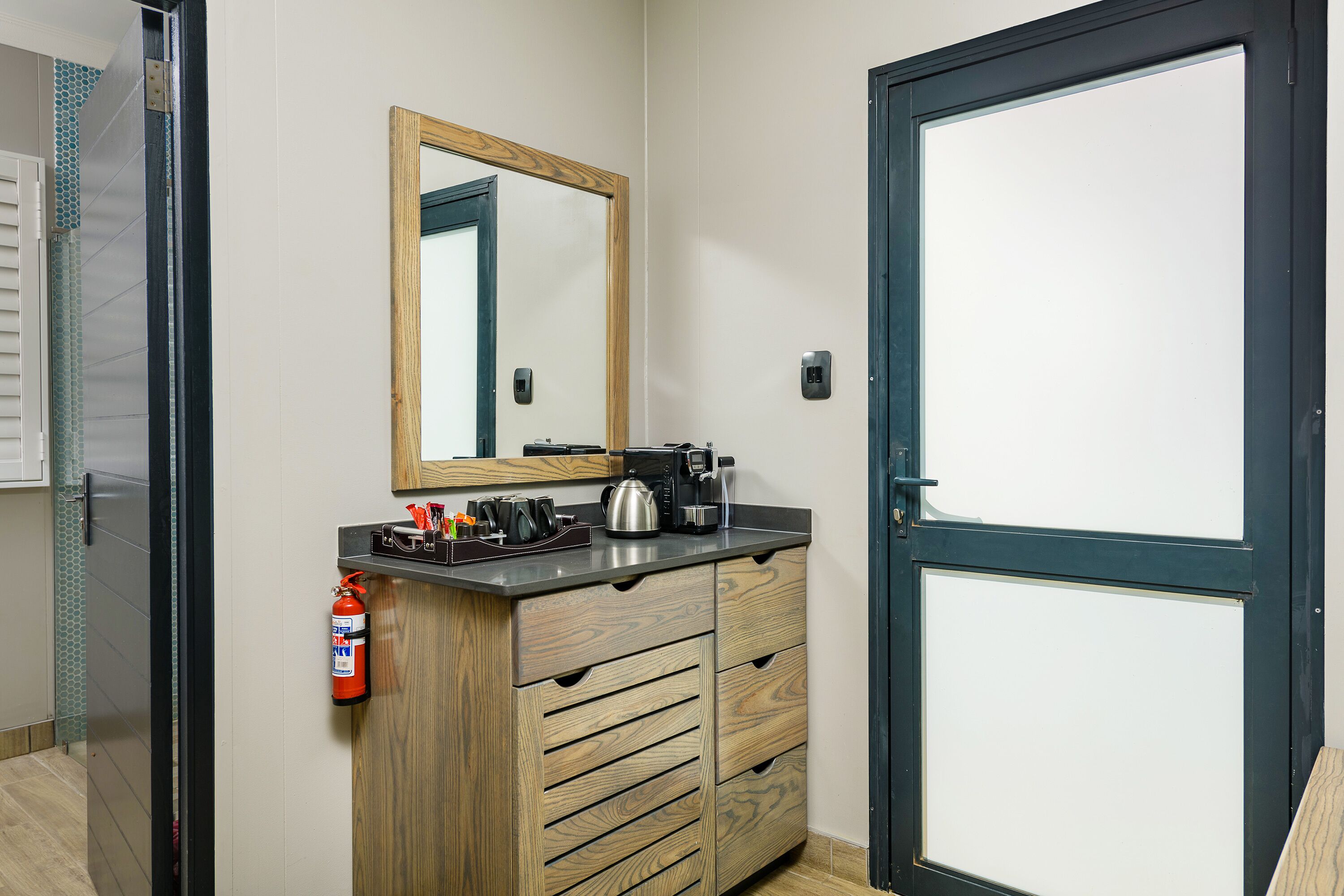 two bedroom riverview cabin with splash pool | 2 bedrooms, blackout curtains, bed sheets