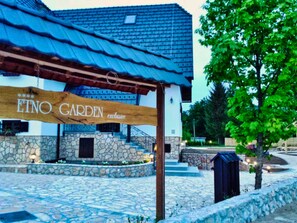 Bagian depan properti