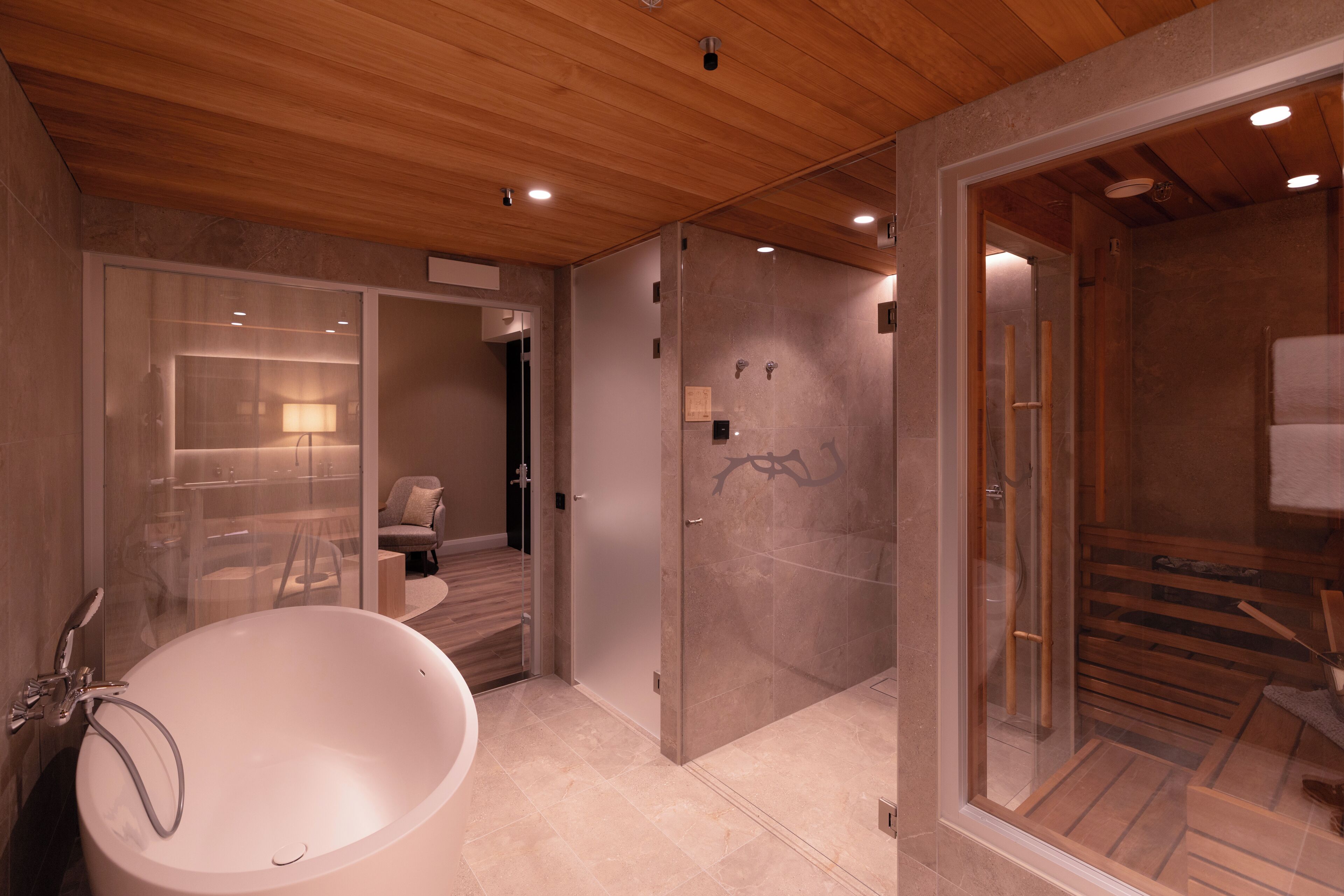 Misty Deluxe Spa | Bilik Mandi | Pengering rambut, bidet, lantai dipanaskan, tuala disediakan 
