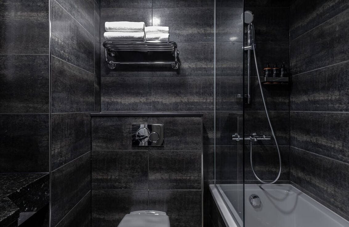 premium bedding, memory-foam beds, in-room safe, desk