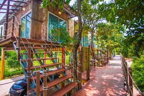 Ban Loy Fah | Balcón