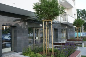 Property entrance - IRS ROYAL APARTMENTS - IRS Albatros (Gdansk)