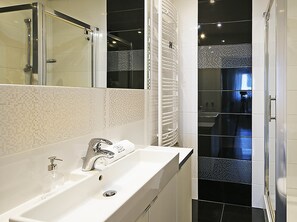 Apartment, 1 Bedroom, Terrace (Diomedea) | 1 bedroom, premium bedding, in-room safe, iron/ironing board - IRS ROYAL APARTMENTS - IRS Albatros (Gdansk)