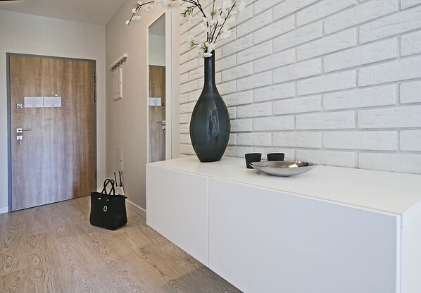 Apartment (Panorama D-Lux) | 1 bedroom, premium bedding, in-room safe, iron/ironing board - IRS ROYAL APARTMENTS - IRS Albatros (Gdansk)