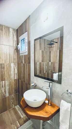 Superior Apartment | Bathroom - Departamentos Antu Mahuida (San Carlos de Bariloche)