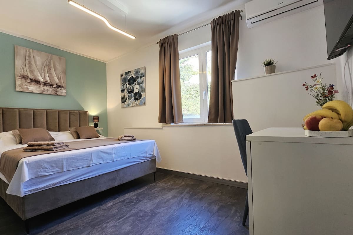 Standaard tweepersoonskamer | 1 slaapkamer, luxe beddengoed, individueel gedecoreerd