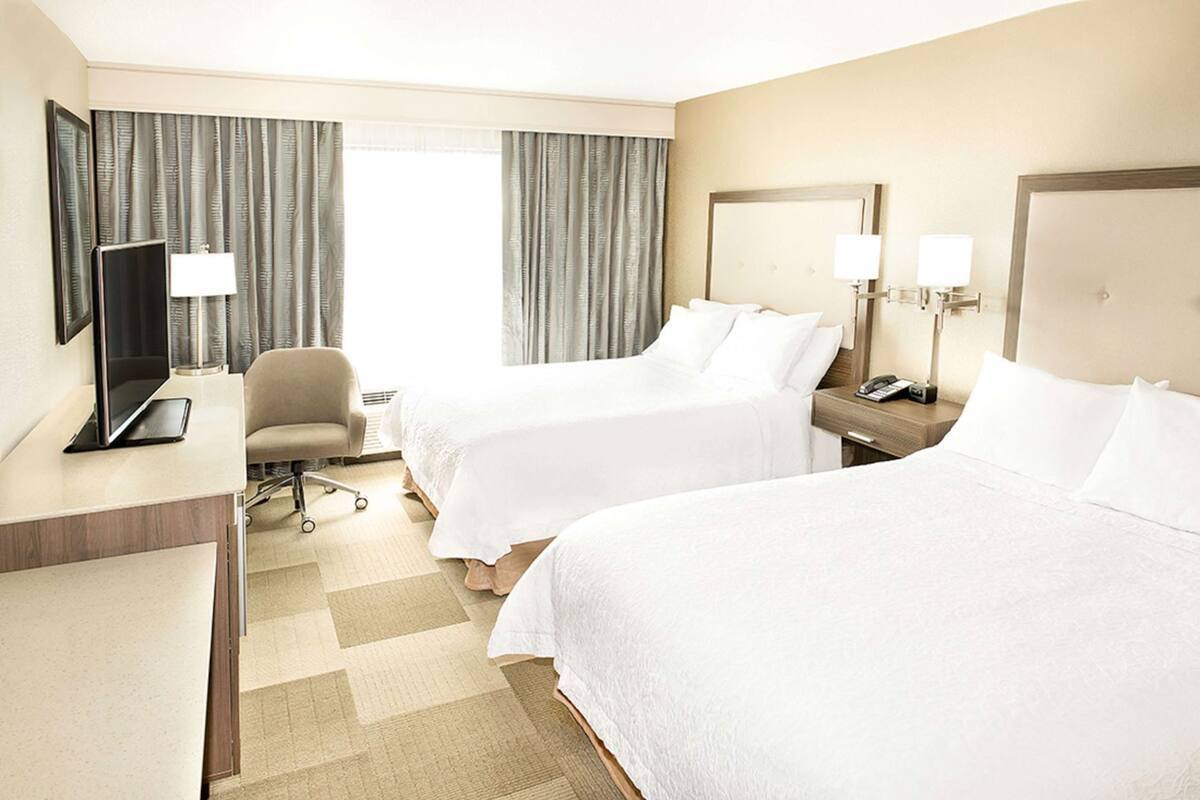 Down comforters, free cribs/infant beds, rollaway beds, free WiFi